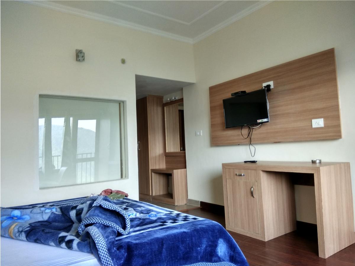 Hotel Emerald Valley Чейл Экстерьер фото